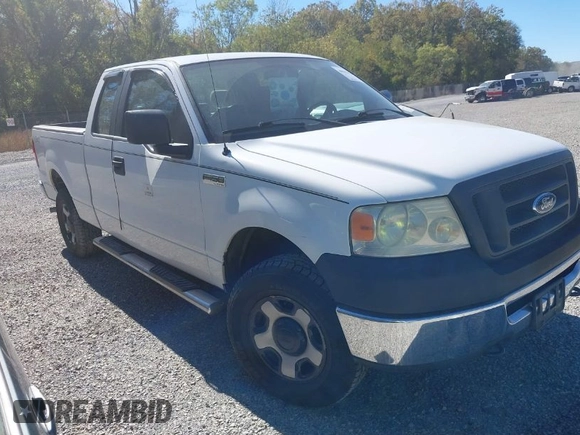 2007 Ford F-150 STX with VIN 1FTRX14W87FA14579, listed as a IAAI auction lot 40503694 with 164,718 mi miles. Bid and sale history available at carsss.com. Image 1.