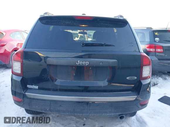 2016 Jeep Compass Sport z VIN 1C4NJCBA2GD738072, wystawiony jako IAAI lot #41328331 z przebiegiem 105 402 mil mil oraz . Historia ofert i sprzedaży dostępna na DreamBid. Obrazek 16.