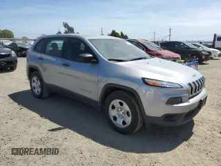 2017 Jeep Cherokee Sport with VIN 1C4PJMAB8HW605363, listed as a Copart auction lot 53917035 with 66,747 mi miles and Salvage Title. Bid and sale history available at carsss.com. Image 4.