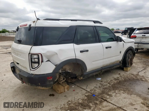 2022 Ford Bronco Sport Big Bend z VIN 3FMCR9B63NRE05300, wystawiony jako Copart lot #56111575 z przebiegiem 68 395 mil mil oraz Szkoda całkowita • Salvage title. Historia ofert i sprzedaży dostępna na DreamBid. Obrazek 3.