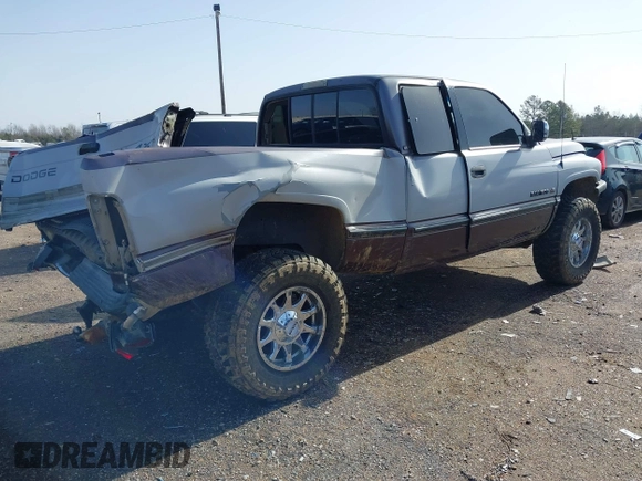 1997 Dodge 1500 with VIN 1B7HF13Z3VJ629609, listed as a IAAI auction lot 41432055 with 210,852 mi miles and . Bid and sale history available at DreamBid. Image 4.