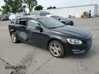 2015 Volvo V60 T5 Drive-E Premier with VIN YV140MEK4F1261924, listed as a Copart auction lot 53111885 with 86,620 mi miles and Salvage Title. Bid and sale history available at carsss.com. Image 4.