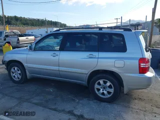 2002 Toyota Highlander with VIN JTEGF21A220061753, listed as a IAAI auction lot 41516614 with 247,169 mi miles. Bid and sale history available at carsss.com. Image 15.