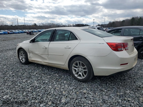 2013 Chevrolet Malibu ECO with VIN 1G11F5SR8DF152941, listed as a Copart auction lot 50490585 with 123,890 mi miles and Clean Title. Bid and sale history available at carsss.com. Image 2.