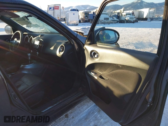 2013 Nissan Juke SV with VIN JN8AF5MV0DT220494, listed as a IAAI auction lot 41401846 with 134,693 mi miles. Bid and sale history available at carsss.com. Image 5.