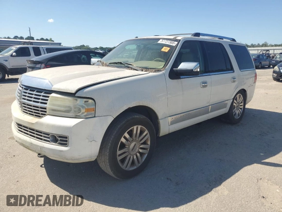 2008 Lincoln Navigator z VIN 5LMFU28588LJ02367, wystawiony jako Copart lot #57727305 z przebiegiem Nie podano mil oraz Czysty tytuł • Clean title. Historia ofert i sprzedaży dostępna na DreamBid. Obrazek 1.