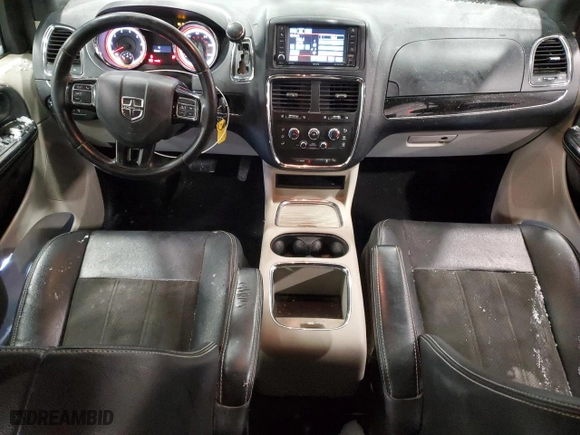 2019 Dodge Grand Caravan SXT with VIN 2C4RDGCG7KR775174, listed as a Copart auction lot 44920265 with 122,000 mi miles and Salvage Title. Bid and sale history available at carsss.com. Image 8.
