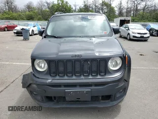 2017 Jeep Renegade Latitude with VIN ZACCJBBB9HPF31577, listed as a Copart auction lot 63588385 with 116,983 mi miles and Salvage title. Bid and sale history available at DreamBid. Image 5.