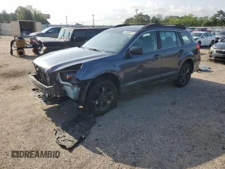 2014 Subaru Outback 2.5i z VIN 4S4BRBAC3E3268383, wystawiony jako Copart lot #59486015 z przebiegiem 105 018 mil mil oraz Szkoda całkowita • Salvage title. Historia ofert i sprzedaży dostępna na DreamBid. Obrazek 1.