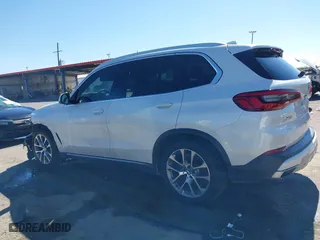 2019 BMW X5 xDrive40i with VIN 5UXCR6C57KLK80268, listed as a IAAI auction lot 41582457 with 85,682 mi miles. Bid and sale history available at carsss.com. Image 14.