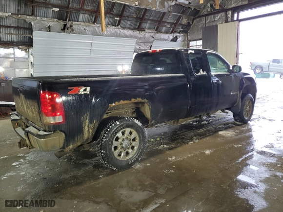 2012 GMC Sierra 2500HD SLE with VIN 1GT220CG1CZ202356, listed as a Copart auction lot 44493865 with 153,704 mi miles and Salvage Title. Bid and sale history available at carsss.com. Image 3.