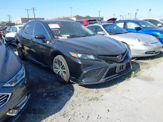 2021 Toyota Camry SE Nightshade with VIN 4T1T11AK7MU546224, listed as a IAAI auction lot 42149149 with 81,996 mi miles and . Bid and sale history available at carsss.com. Image 1.