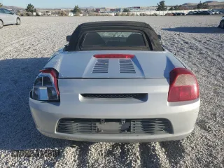 2001 Toyota MR2 z VIN JTDFR320710037319, wystawiony jako Copart lot #83427794 z przebiegiem 250 713 mil mil oraz Szkoda całkowita • Salvage title. Historia ofert i sprzedaży dostępna na DreamBid. Obrazek 6.