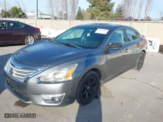 2015 Nissan Altima 2.5 S with VIN 1N4AL3AP2FN326604, listed as a IAAI auction lot 41838599 with 62,394 mi miles. Bid and sale history available at carsss.com. Image 6.