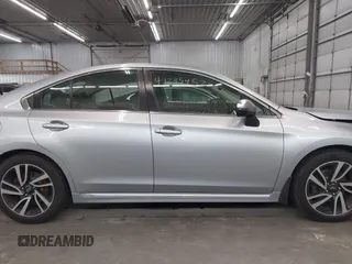 2019 Subaru Legacy Special Sports z VIN 4S3BNAR6XK3023522, wystawiony jako IAAI lot #41235952 z przebiegiem 172 673 mil mil oraz . Historia ofert i sprzedaży dostępna na DreamBid. Obrazek 14.