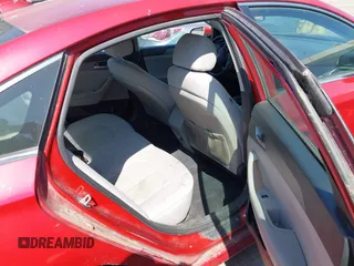 2018 Hyundai Sonata SE z VIN 5NPE24AF3JH599281, wystawiony jako IAAI lot #42465221 z przebiegiem 193 734 mil mil oraz . Historia ofert i sprzedaży dostępna na DreamBid. Obrazek 8.