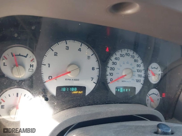 2004 Dodge Ram 1500 SLT with VIN 1D7HA18D94S678596, listed as a IAAI auction lot 41253204 with NaN miles. Bid and sale history available at carsss.com. Image 7.