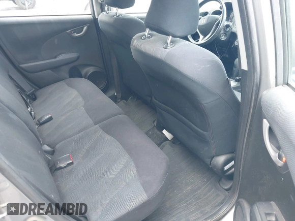 2010 Honda Fit Sport с VIN JHMGE8H43AS026506, выставлен на аукционе IAAI как лот 42393484 с пробегом 270 599 миль миль и . История ставок и продаж доступна на DreamBid. Изображение 8.