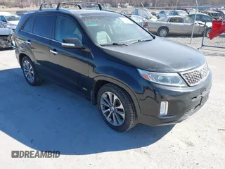2015 Kia Sorento SX with VIN 5XYKWDA70FG565779, listed as a IAAI auction lot 41675010 with 134,060 mi miles. Bid and sale history available at carsss.com. Image 1.