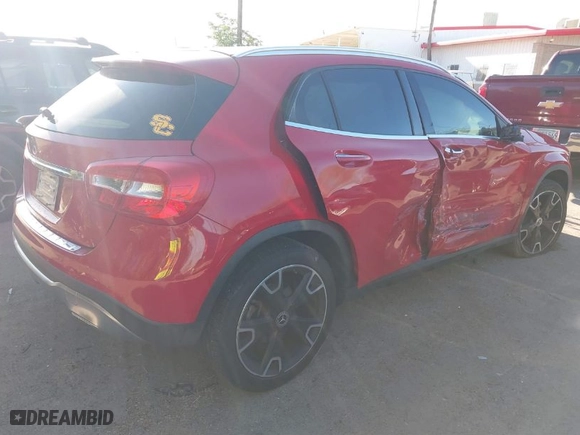 2019 Mercedes-Benz GLA with VIN WDCTG4EB3KJ548057, listed as a IAAI auction lot 41831725 with 59,968 mi miles. Bid and sale history available at carsss.com. Image 4.