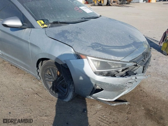 2020 Hyundai Elantra SEL with VIN 5NPD84LFXLH553487, listed as a IAAI auction lot 41154538 with 148,652 mi miles. Bid and sale history available at carsss.com. Image 6.