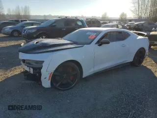 2019 Chevrolet Camaro ZL1 with VIN 1G1FJ1R6XK0151945, listed as a Copart auction lot 41879575 with 0 mi miles and Salvage Title. Bid and sale history available at carsss.com. Image 1.