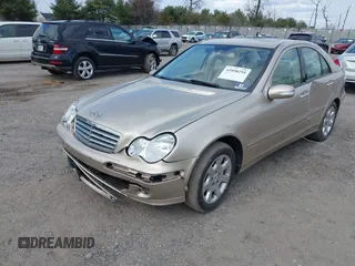 2005 Mercedes-Benz C 240 with VIN WDBRF81J35F665750, listed as a IAAI auction lot 41898295 with 82,991 mi miles and . Bid and sale history available at DreamBid. Image 4.