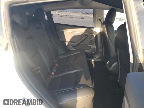2022 Tesla Model 3 Long Range with VIN 5YJ3E1EB2NF201275, listed as a Copart auction lot 51952345 with 43,540 mi miles and Salvage Title. Bid and sale history available at DreamBid. Image 11.