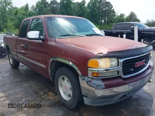 2000 GMC Sierra 1500 SLE z VIN 1GTEC19T5YZ162889, wystawiony jako IAAI lot #42108019 z przebiegiem 230 000 mil mil oraz . Historia ofert i sprzedaży dostępna na DreamBid. Obrazek 1.