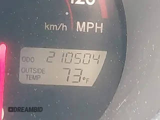 2006 Toyota Matrix STD z VIN 2T1KR30E76C582320, wystawiony jako IAAI lot #41423912 z przebiegiem 210 504 mil mil oraz . Historia ofert i sprzedaży dostępna na DreamBid. Obrazek 15.
