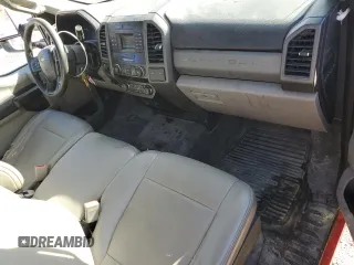 2019 Ford F-350 XL с VIN 1FTBF3A65KEF57066, выставлен на аукционе Copart как лот 79521154 с пробегом 172 140 миль миль и Списание • Salvage title. История ставок и продаж доступна на DreamBid. Изображение 8.