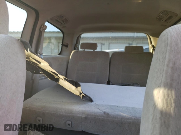 2005 Kia Sedona LX with VIN KNDUP132456702004, listed as a Copart auction lot 46514105 with 157,214 mi miles and Salvage Title. Bid and sale history available at carsss.com. Image 10.