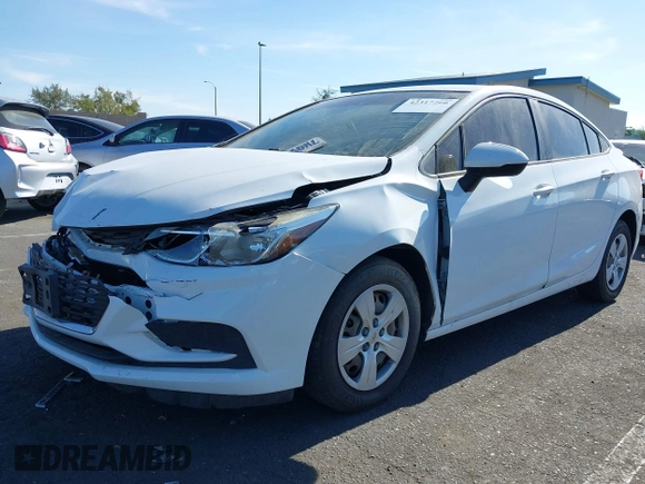 2017 Chevrolet Cruze LS z VIN 1G1BC5SMXH7181536, wystawiony jako IAAI lot #42317266 z przebiegiem 124 380 mil mil oraz . Historia ofert i sprzedaży dostępna na DreamBid. Obrazek 17.