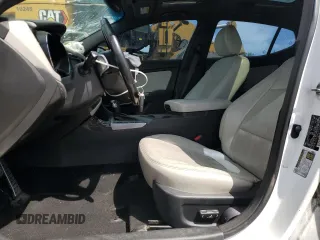 2013 Kia Optima SX z VIN 5XXGR4A61DG152999, wystawiony jako Copart lot #55852445 z przebiegiem 124 825 mil mil oraz Szkoda całkowita • Salvage title. Historia ofert i sprzedaży dostępna na DreamBid. Obrazek 7.