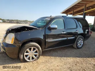 2007 GMC Yukon Denali with VIN 1GKFK63867J293808, listed as a Copart auction lot 69071854 with 266,235 mi miles and Salvage Title. Bid and sale history available at carsss.com. Image 1.