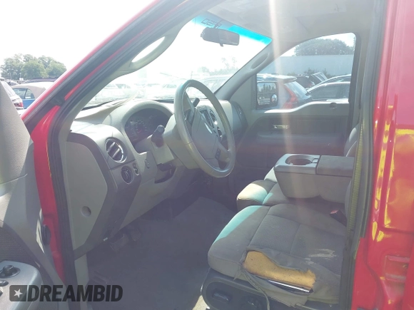 2008 Ford F-150 XLT с VIN 1FTPW14V48FB00068, выставлен на аукционе IAAI как лот 42863417 с пробегом 302 476 миль миль и . История ставок и продаж доступна на DreamBid. Изображение 5.