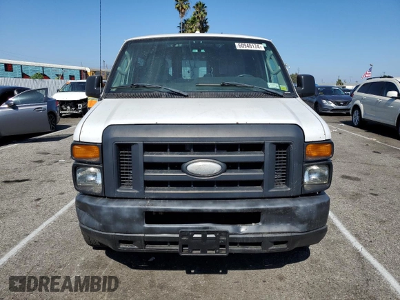 2014 Ford Econoline Cargo Commercial with VIN 1FTNE1EW2EDA41272, listed as a Copart auction lot 60940174 with 249,854 mi miles and Clean title. Bid and sale history available at DreamBid. Image 5.