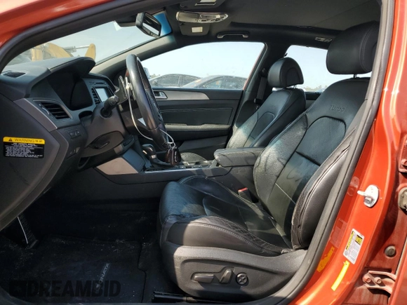 2015 Hyundai Sonata Sport z VIN 5NPE34AB4FH153139, wystawiony jako Copart lot #52351525 z przebiegiem 104 165 mil mil oraz Czysty tytuł • Clean title. Historia ofert i sprzedaży dostępna na DreamBid. Obrazek 7.