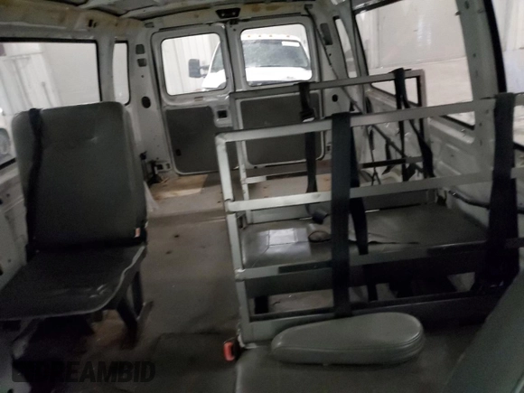 2008 Ford Econoline Cargo Commercial with VIN 1FTNS24W08DB59809, listed as a Copart auction lot 47029395 with 88,007 mi miles and Clean Title. Bid and sale history available at DreamBid. Image 10.