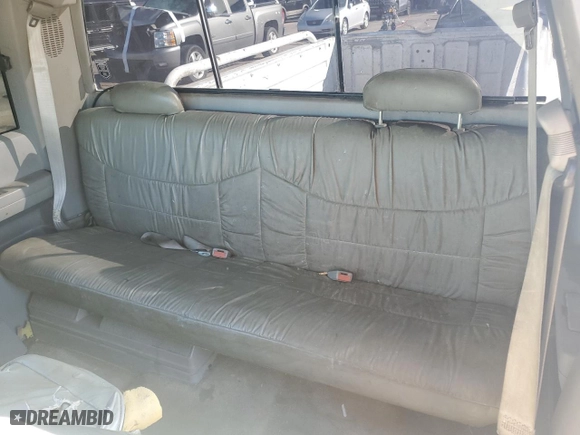 1997 Chevrolet C/K 1500 with VIN 2GBEC19R7V1118602, listed as a Copart auction lot 88310455 with 263,009 mi miles and Salvage Title. Bid and sale history available at carsss.com. Image 10.