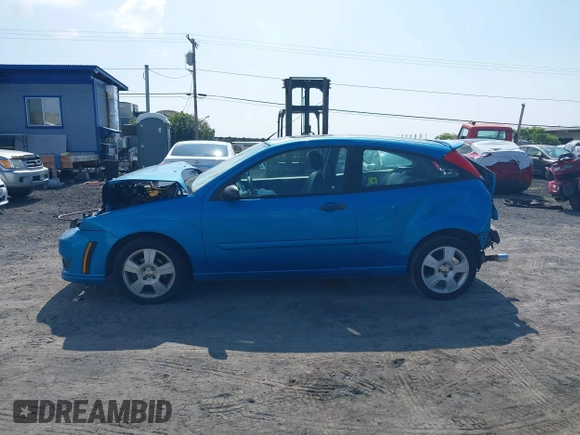 2007 Ford Focus S with VIN 1FAHP31N77W235549, listed as a IAAI auction lot 41377428 with 221,626 mi miles and . Bid and sale history available at carsss.com. Image 15.