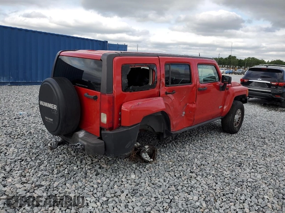 2007 Hummer H3 SUV with VIN 5GTDN13E678220716, listed as a Copart auction lot 52013895 with 221,784 mi miles and Salvage Title. Bid and sale history available at carsss.com. Image 3.