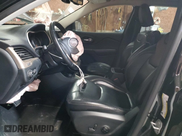 2017 Jeep Cherokee Limited с VIN 1C4PJMDB4HW512268, выставлен на аукционе Copart как лот 54507285 с пробегом 109 698 миль миль и Списание • Salvage title. История ставок и продаж доступна на DreamBid. Изображение 7.