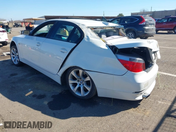 2005 BMW 5 Series 545i with VIN WBANB335X5B115402, listed as a IAAI auction lot 41679474 with Not Provided miles and . Bid and sale history available at carsss.com. Image 3.