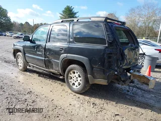 2006 Chevrolet Tahoe LT with VIN 1GNEC13Z06R167905, listed as a IAAI auction lot 40889435 with 205,472 mi miles. Bid and sale history available at carsss.com. Image 3.
