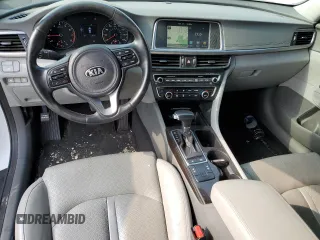 2016 Kia Optima EX with VIN 5XXGU4L3XGG045360, listed as a Copart auction lot 43960994 with 118,218 mi miles and Salvage Title. Bid and sale history available at carsss.com. Image 8.