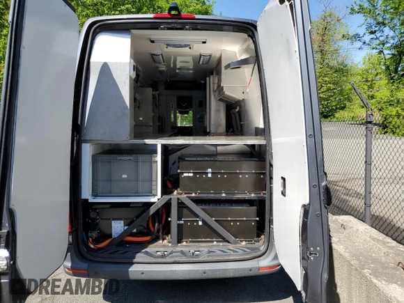 2021 Mercedes-Benz Sprinter with VIN W1W9ED3YXMT074679, listed as a Copart auction lot 53903804 with 17,802 mi miles and Clean Title. Bid and sale history available at DreamBid. Image 9.