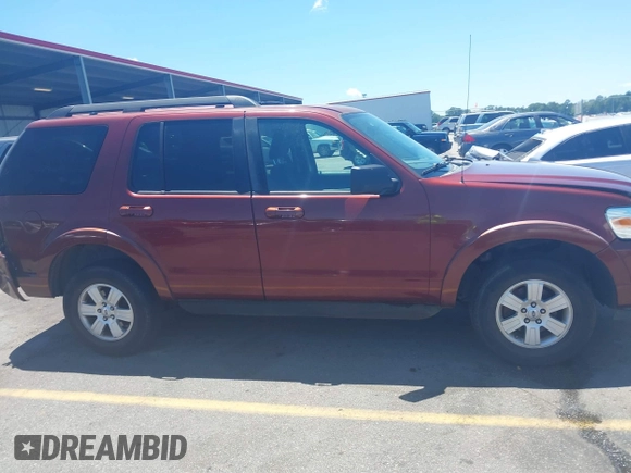 2010 Ford Explorer XLT z VIN 1FMEU6DE7AUA32162, wystawiony jako IAAI lot #42322017 z przebiegiem 201 238 mil mil oraz . Historia ofert i sprzedaży dostępna na DreamBid. Obrazek 13.