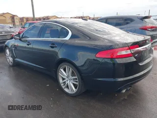 2010 Jaguar XF Supercharged with VIN SAJWA0HE1AMR64142, listed as a IAAI auction lot 42073475 with 119,177 mi miles. Bid and sale history available at carsss.com. Image 3.