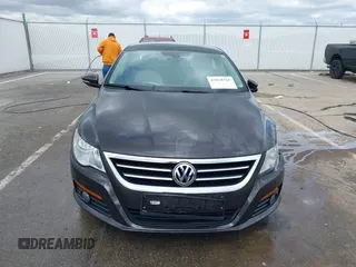 2010 Volkswagen CC Lux Plus with VIN WVWHN7AN6AE541937, listed as a IAAI auction lot 42018765 with 107,110 mi miles. Bid and sale history available at carsss.com. Image 12.